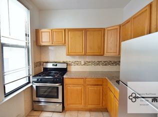 34-15 33rd St #1F, Astoria, NY 11106