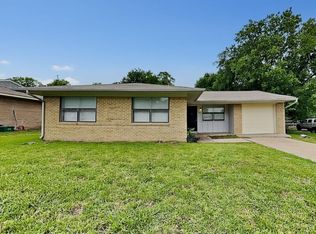 2225 Janice St, Mesquite, TX 75149