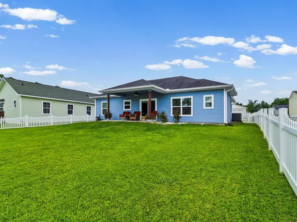 146 Iris, Livingston, TX 77351