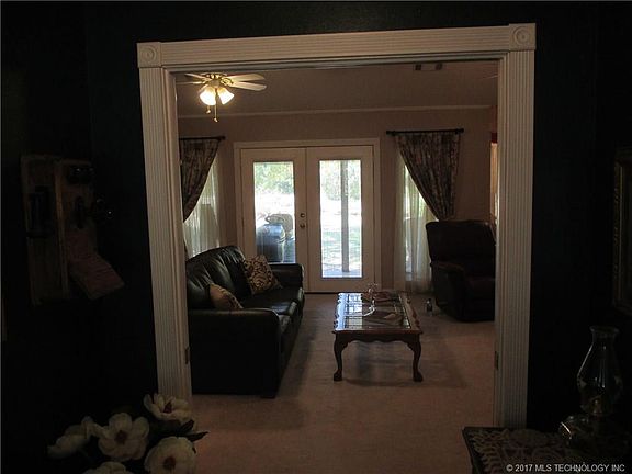 2nd image of 123 Park Lake Dr