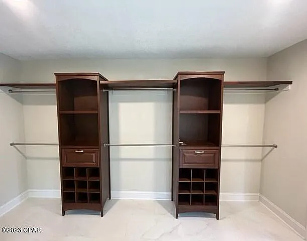 1415 Baytowne Cir E — Photo 11