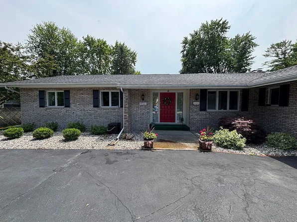 4711 Crutchfield Dr, Saginaw, MI 48638