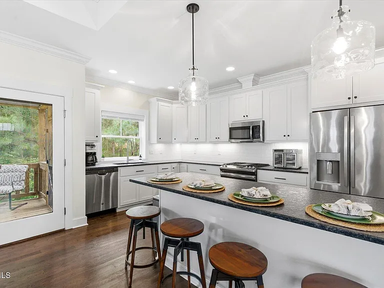 4893 Preserve Dr — Photo 14