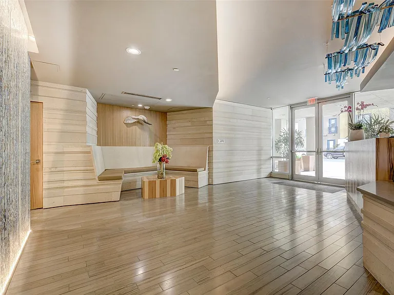 300 Bowie St #3204 — Photo 21
