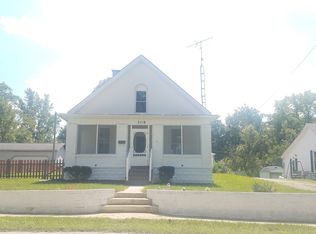 208 W Seminary St, Liberty, IN 47353