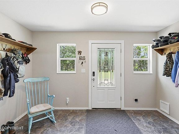 4th image of 34995 Lourdes Ave