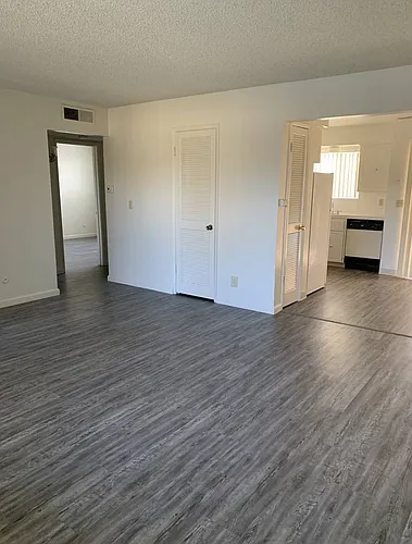 Floor plan 2 bedroom