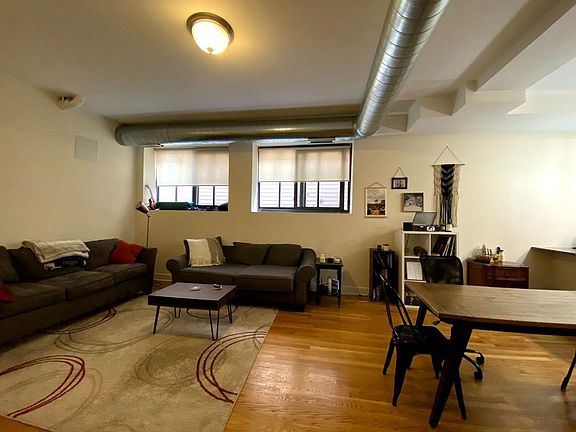 3rd image of 2774 N Milwaukee Ave #300