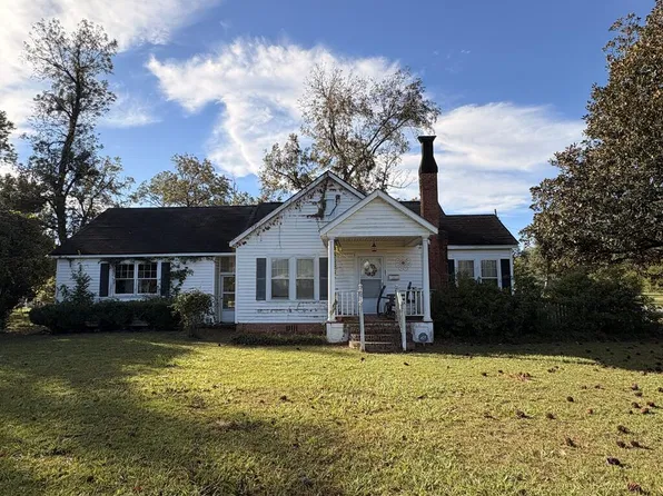 601 E 5th St, Donalsonville, GA 39845
