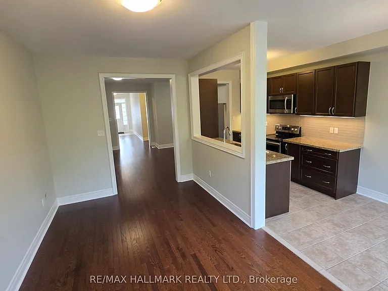61 Collin Ct — Photo 16