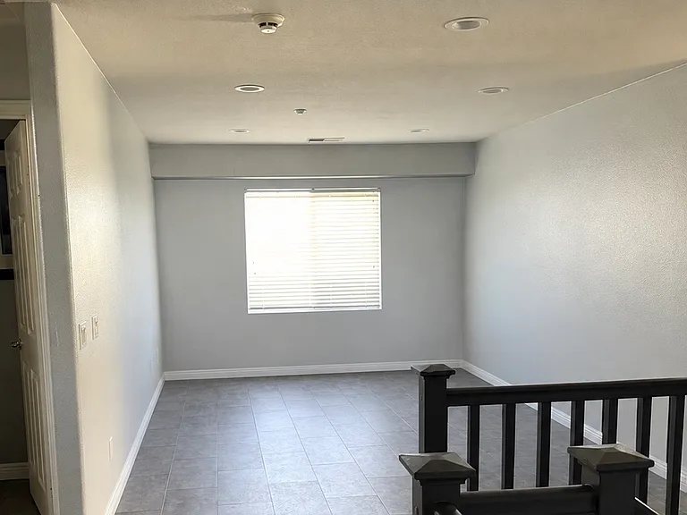 15881 Snowy Peak Ln — Photo 16