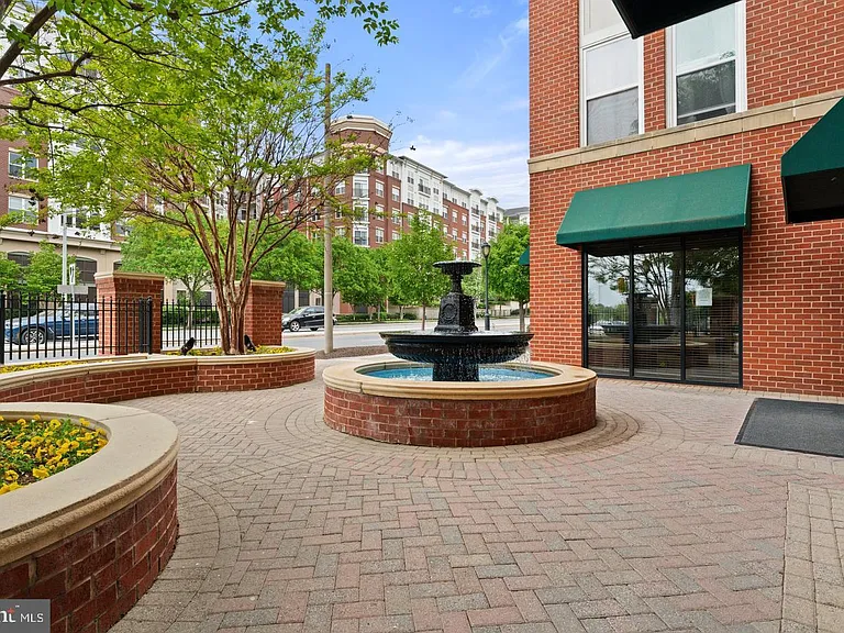 2665 Prosperity Ave #314 — Photo 4