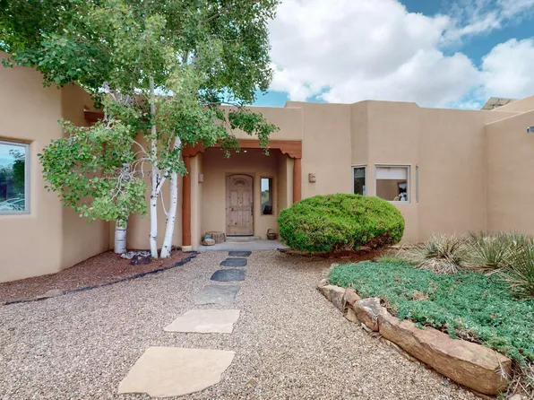 74 Monte Alto Rd, Santa Fe, NM 87508