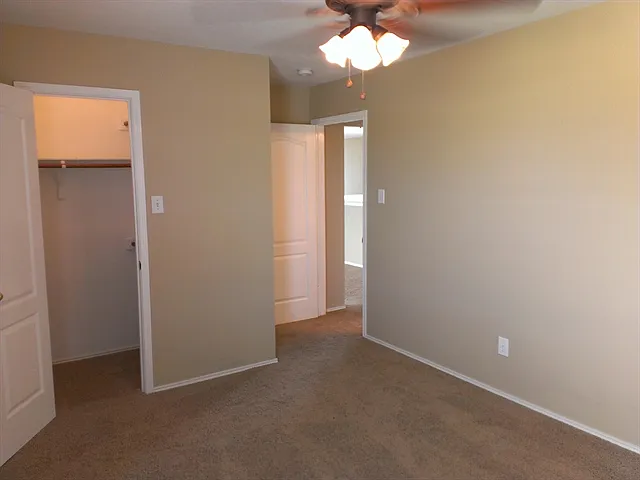 7504 Wood Slope Dr — Photo 21