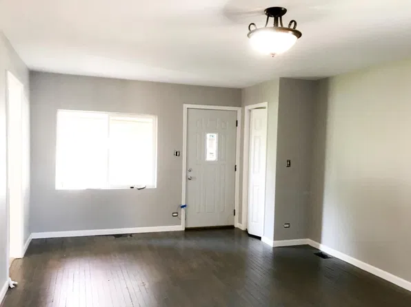 (undisclosed Address), Harvey, IL 60426