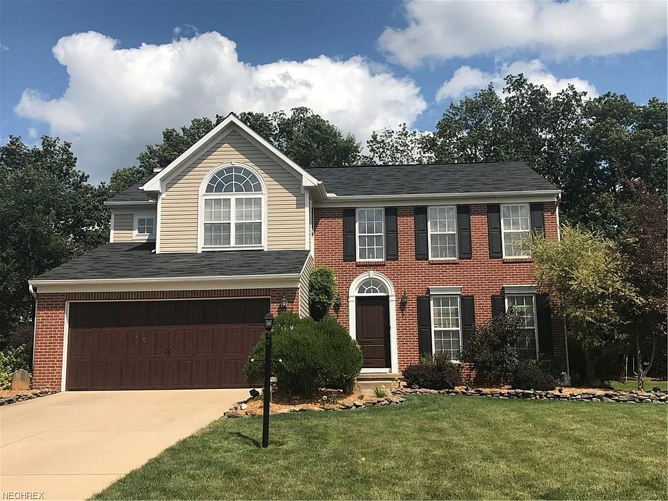 1st image of 1353 Stonepointe Dr
