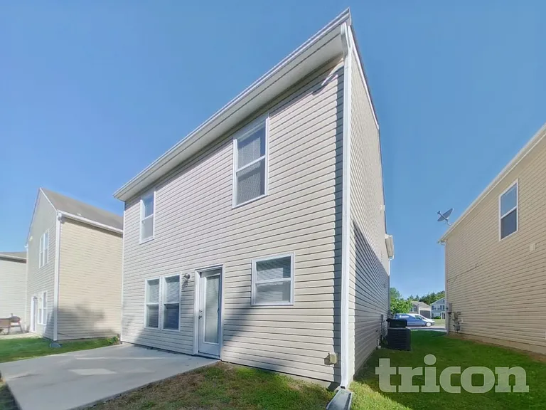1362 Cadre Cir — Photo 15