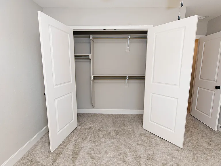 15310 Trailside Dr — Photo 36