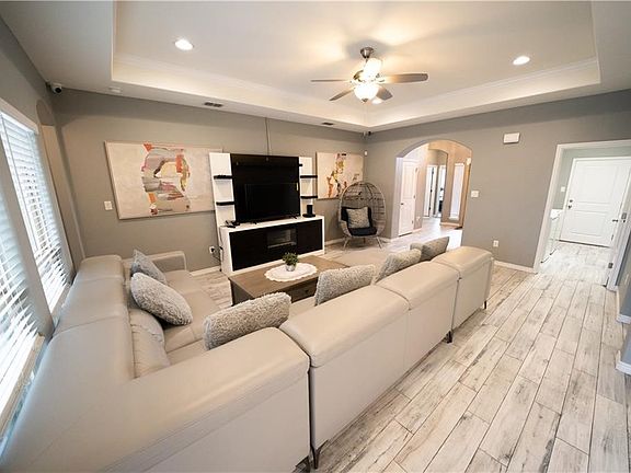 5th image of 5730 Bella Donna Dr