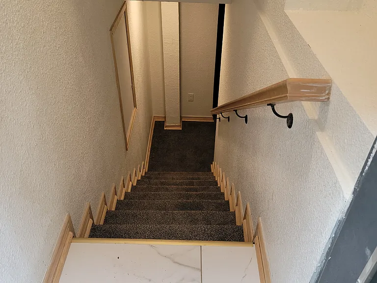 1409 E 22nd Ave #1B — Photo 3