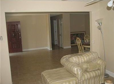 5th image of 100 Leonard Ct