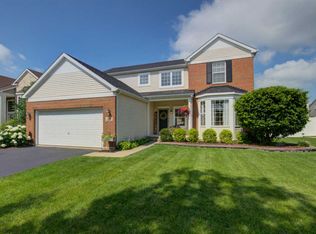 305 Meadow Lakes Dr, Shorewood, IL