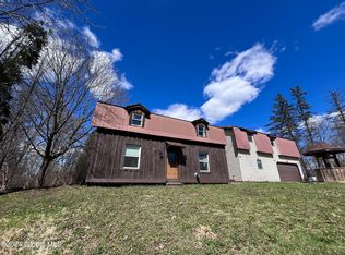 1124 Bulls Head Rd, Amsterdam, NY 12010