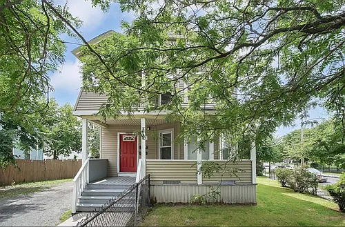 1614 Dwight St #2 Photo 1