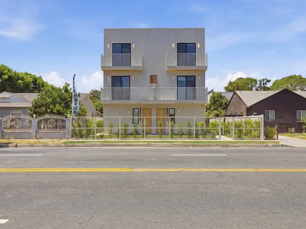 5821 Kester Ave #1/4, Van Nuys, CA 91411