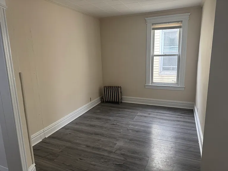 Dining Room/3rd bedroom with faux wall/door