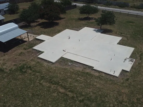 1519 Lakeview Dr, Tow, TX 78672