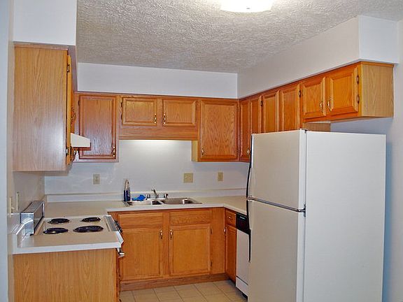 3rd image of 548 Gruber Ave