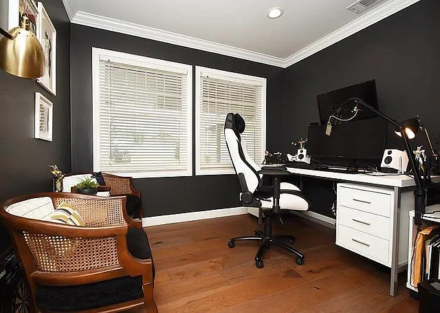 8106 Reading Ave — Photo 19