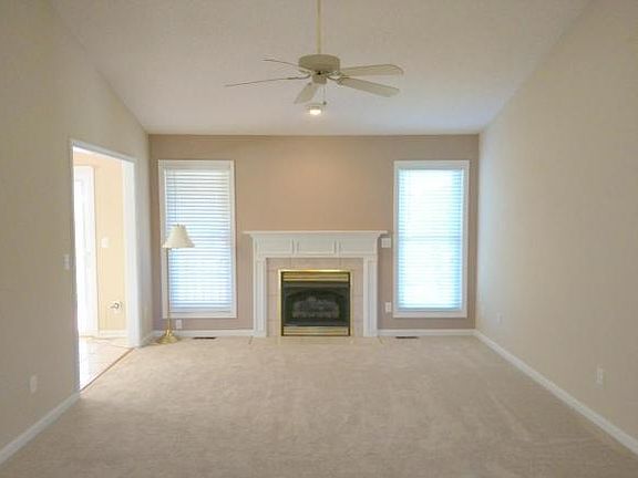 4th image of 140 Alfalfa Ln