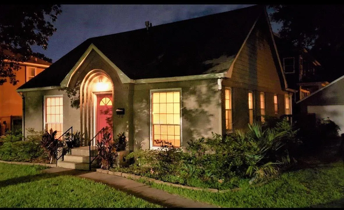 2 bed, 1.0 bath, 1068 sqft, $1,875 — Photo 4