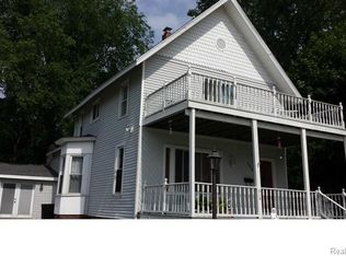 543 N 2nd St, Saint Clair, MI