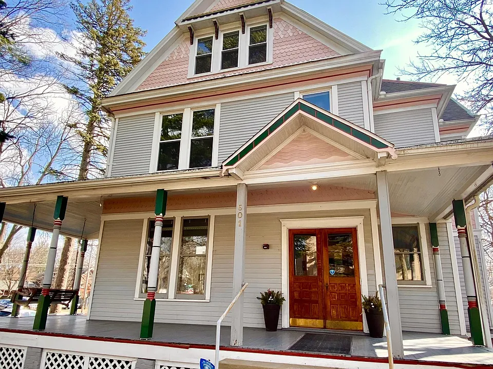 601 W University Ave #1