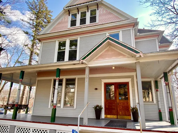 601 W University Ave APT 1, Champaign, IL 61820