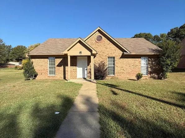 1766 Dorchester Dr, Southaven, MS 38671