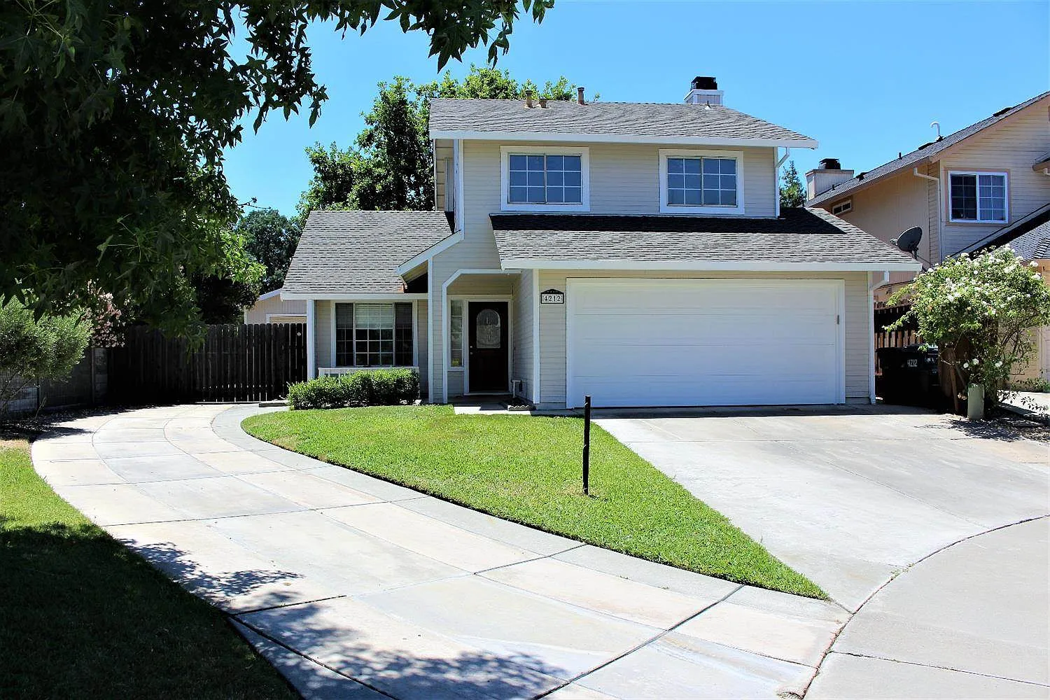 4212 Abigail Ct photo 1