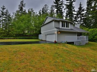 61 NE Dogwood Rd, Belfair, WA 98528