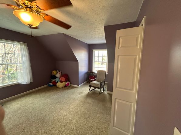 2105 Ferguson Town Rd, Hiawassee, GA 30546