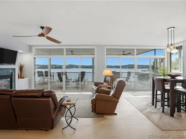 163 Evergreen Condo Dr #2B, Sunrise Beach, MO 65079