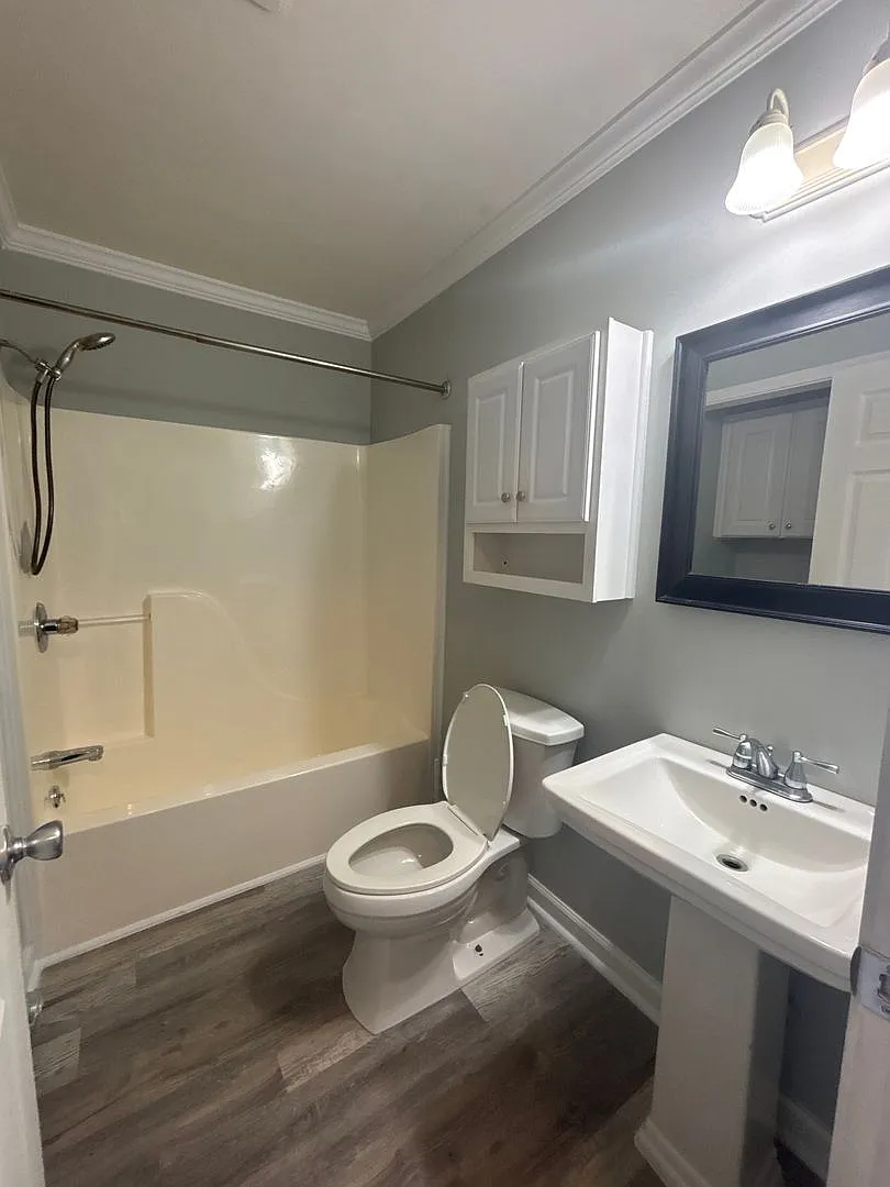 Beautiful 3-Bedroom Home in Lyman Available Now! — Photo 2