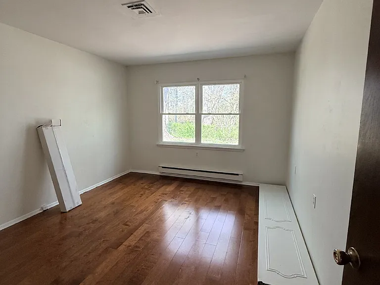 25 Heather Pl — Photo 9