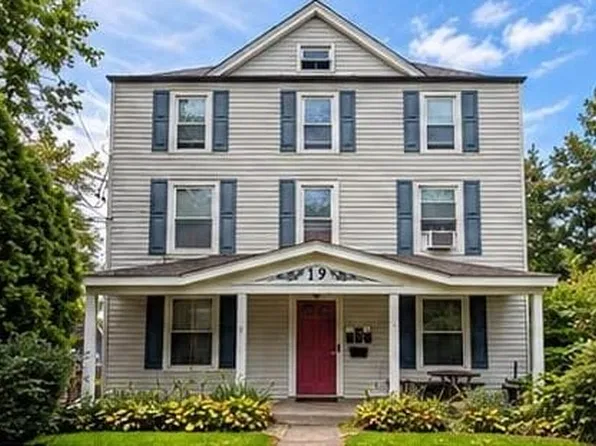 19 Stone Ave, Ossining, NY 10562