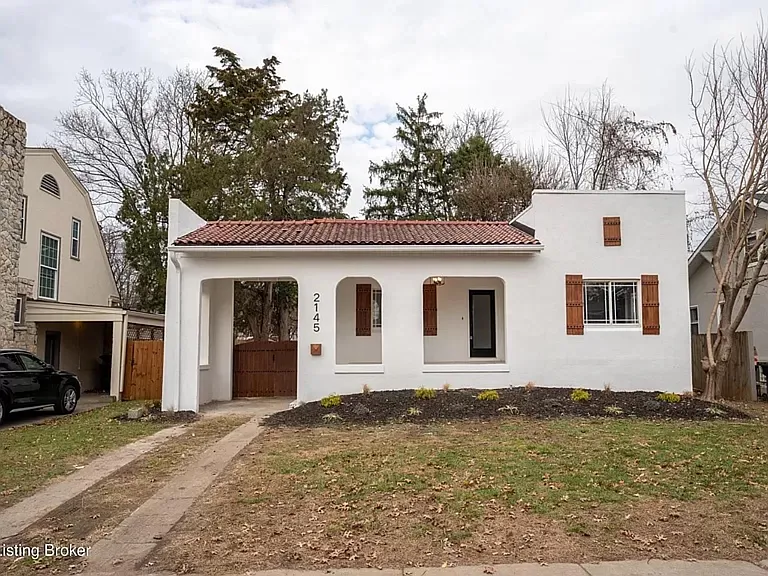 2145 Gladstone Ave — Photo 1