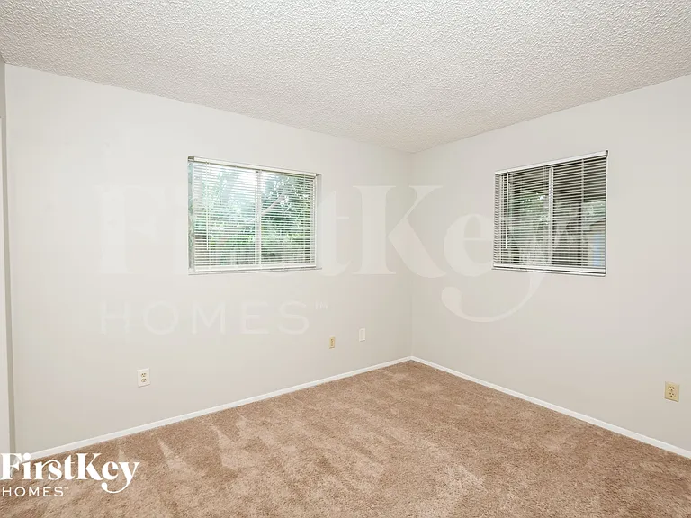 2278 Hialeah St NE — Photo 12