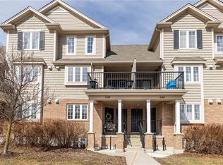 638 Woodlawn Rd E #B, Guelph, ON N1E0K4