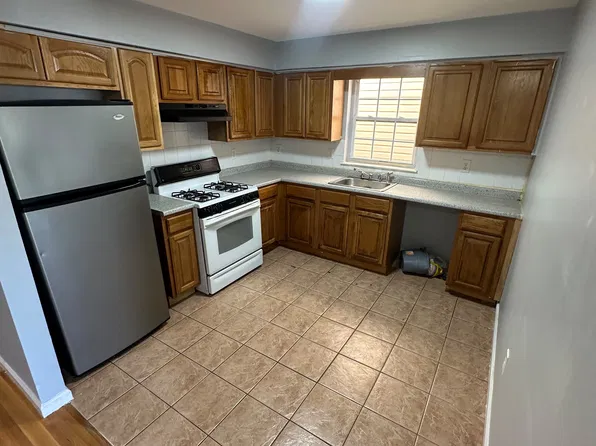 440 S 19th St #A1, Newark, NJ 07103